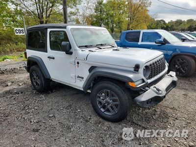 Czwarte zdjęcie samochodu z boku: 2026 JEEP WRANGLER SPORT VIN:1C4PJXAN1TW165653 - miniatura