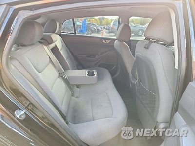 Zdjęcie 10 z 12 samochodu: 2020 HYUNDAI IONIQ SEL VIN:KMHC85LC6LU242292 - miniatura