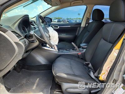 Zdjęcie 7 z 13 samochodu: 2016 NISSAN SENTRA SR VIN:3N1AB7AP5GY338628 - miniatura