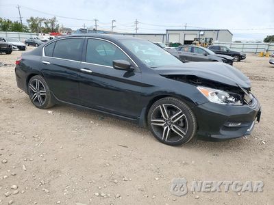 Czwarte zdjęcie samochodu z boku: 2017 HONDA ACCORD SPORT VIN:1HGCR2F57HA128180 - miniatura