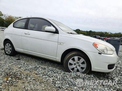 Czwarte zdjęcie samochodu z boku: 2011 HYUNDAI ACCENT GS VIN:KMHCM3AC2BU198390 - miniatura