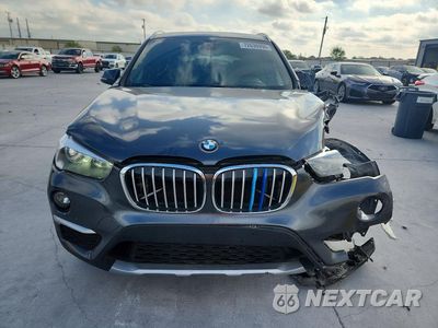 Piąte zdjęcie samochodu w środku: 2018 BMW X1 XDRIVE28I VIN:WBXHT3C30J3H32989 - miniatura