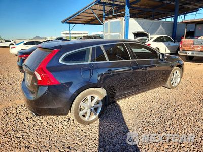 Trzecie zdjęcie samochodu z tyłu: 2017 VOLVO V60 T5 PREMIER VIN:YV140MEK9H1368616 - miniatura