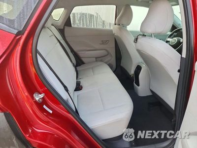 Zdjęcie 10 z 12 samochodu: 2025 HYUNDAI KONA SEL VIN:KM8HB3AB3SU193606 - miniatura