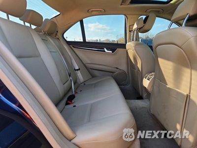 Zdjęcie 10 z 12 samochodu: 2012 MERCEDES-BENZ C 300 4MATIC VIN:WDDGF8BB2CA712816 - miniatura