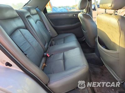 Zdjęcie 10 z 12 samochodu: 2001 MAZDA 626 ES VIN:1YVGF22C115225865 - miniatura