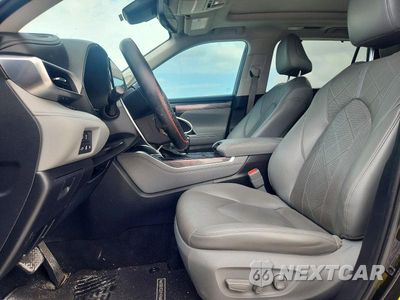 Zdjęcie 7 z 14 samochodu: 2021 TOYOTA HIGHLANDER PLATINUM VIN:5TDFZRAHXMS082394 - miniatura