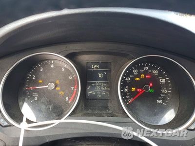 Zdjęcie 9 z 12 samochodu: 2015 VOLKSWAGEN JETTA SE VIN:3VWD17AJ2FM318509 - miniatura