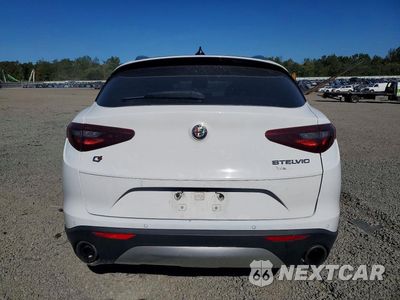 Zdjęcie 6 z 13 samochodu: 2019 ALFA ROMEO STELVIO VIN:ZASPAKAN0K7C40362 - miniatura