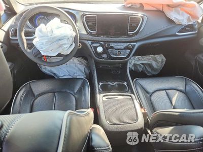 Zdjęcie 8 z 13 samochodu: 2025 CHRYSLER PACIFICA LIMITED VIN:2C4RC3GG5SR559264 - miniatura