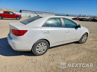 Trzecie zdjęcie samochodu z tyłu: 2012 KIA FORTE EX VIN:KNAFU4A20C5611611 - miniatura