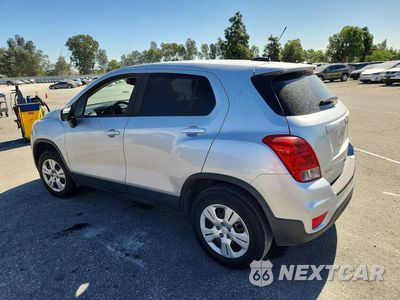 Drugie zdjęcie samochodu z przodu: 2018 CHEVROLET TRAX LS VIN:KL7CJKSB3JB699132 - miniatura