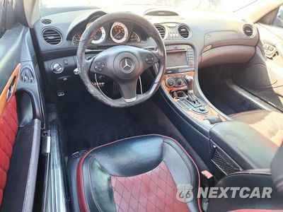 Zdjęcie 8 z 12 samochodu: 2009 MERCEDES-BENZ SL 550 VIN:WDBSK71F29F149999 - miniatura