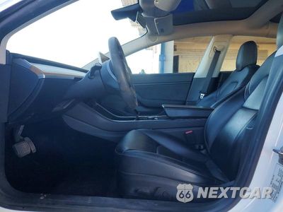 Zdjęcie 7 z 12 samochodu: 2019 TESLA MODEL 3 VIN:5YJ3E1EB9KF436932 - miniatura