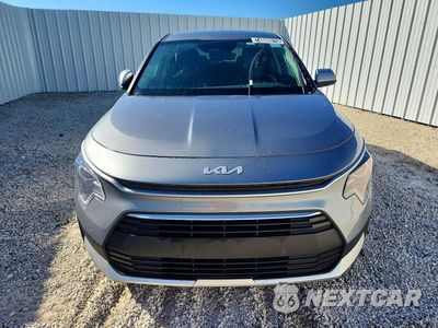 Piąte zdjęcie samochodu w środku: 2026 KIA NIRO LX VIN:KNDCP3LE2T5356264 - miniatura