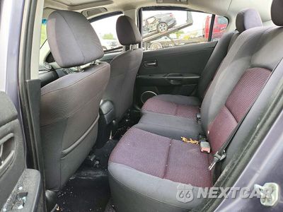 Zdjęcie 10 z 13 samochodu: 2004 MAZDA 3 S VIN:JM1BK123941211472 - miniatura
