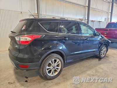 Trzecie zdjęcie samochodu z tyłu: 2017 FORD ESCAPE SE VIN:1FMCU0GD8HUA16117 - miniatura