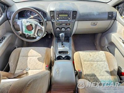 Zdjęcie 8 z 13 samochodu: 2008 KIA SORENTO BASE VIN:KNDJD735985817426 - miniatura