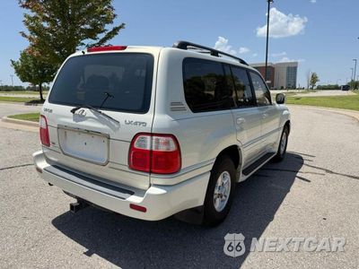 Czwarte zdjęcie samochodu z boku: 1998 LEXUS LX 470 VIN:JT6HT00W9W0023792 - miniatura