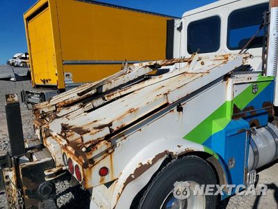 Zdjęcie 13 z 13 samochodu: 2017 FREIGHTLINER CASCADIA TOTER TRUCK VIN:1FVAGDBG7HLJE1482 - miniatura