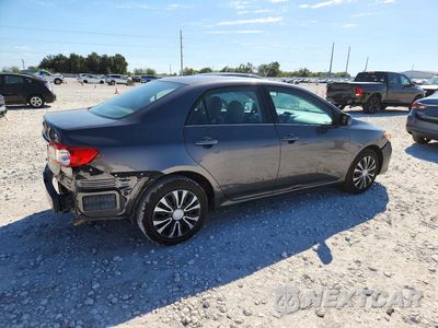 Trzecie zdjęcie samochodu z tyłu: 2013 TOYOTA COROLLA LE VIN:5YFBU4EE8DP206199 - miniatura