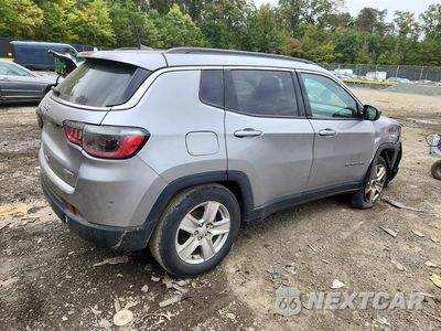 Trzecie zdjęcie samochodu z tyłu: 2022 JEEP COMPASS LATITUDE VIN:3C4NJCBB8NT155778 - miniatura
