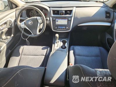 Zdjęcie 8 z 13 samochodu: 2017 NISSAN ALTIMA 2.5 SV VIN:1N4AL3AP2HC109908 - miniatura
