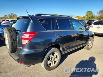 Trzecie zdjęcie samochodu z tyłu: 2010 TOYOTA RAV4 BASE VIN:2T3BF4DV3AW061733 - miniatura