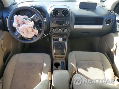 Zdjęcie 8 z 13 samochodu: 2016 JEEP COMPASS SPORT VIN:1C4NJDBB1GD791747 - miniatura