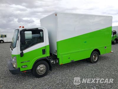 2010 ISUZU NPR BOX TRUCK JALC4W160A7002779 - główne zdjęcie licytacji z USA - miniatura