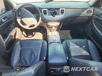 Zdjęcie 8 z 12 samochodu: 2013 HYUNDAI GENESIS 5.0L VIN:KMHGC4DH9DU219496 - miniatura