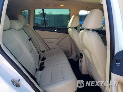 Zdjęcie 11 z 13 samochodu: 2016 VOLKSWAGEN TIGUAN S VIN:WVGBV7AX0GW538196 - miniatura