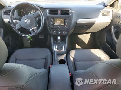 Zdjęcie 8 z 12 samochodu: 2011 VOLKSWAGEN JETTA TDI VIN:3VWLL7AJ5BM021413 - miniatura