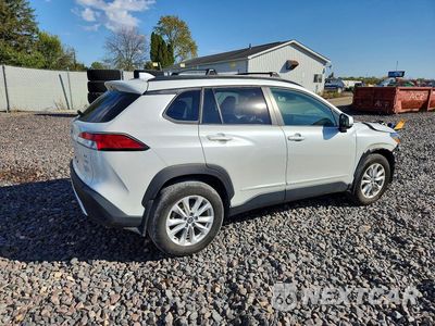 Trzecie zdjęcie samochodu z tyłu: 2023 TOYOTA COROLLA CROSS LE VIN:7MUBAABG4PV053593 - miniatura
