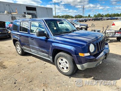 Czwarte zdjęcie samochodu z boku: 2013 JEEP PATRIOT SPORT VIN:1C4NJPBA9DD245833 - miniatura