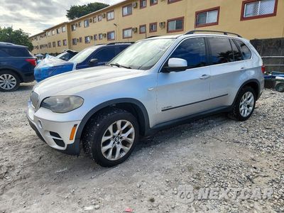 2013 BMW X5 XDRIVE35I 5UXZV4C57D0E12897 - główne zdjęcie licytacji z USA - miniatura