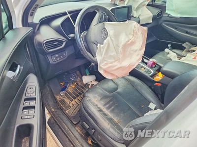 Zdjęcie 8 z 14 samochodu: 2020 HYUNDAI SANTA FE SEL VIN:5NMS33AD7LH212711 - miniatura