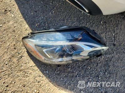 Zdjęcie 12 z 13 samochodu: 2015 MERCEDES-BENZ C 300 4MATIC VIN:55SWF4KB5FU059472 - miniatura