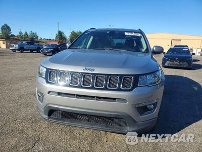 Piąte zdjęcie samochodu w środku: 2018 JEEP COMPASS LATITUDE VIN:3C4NJCBB3JT293318 - miniatura