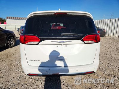 Zdjęcie 6 z 13 samochodu: 2019 CHRYSLER PACIFICA TOURING L VIN:2C4RC1BGXKR732210 - miniatura
