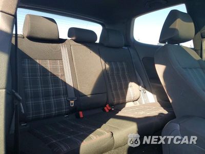 Zdjęcie 10 z 12 samochodu: 2011 VOLKSWAGEN GTI VIN:WVWFV7AJ2BW068165 - miniatura