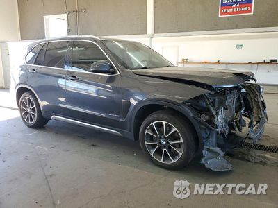 Czwarte zdjęcie samochodu z boku: 2017 BMW X5 XDRIVE35I VIN:5UXKR0C50H0U49923 - miniatura