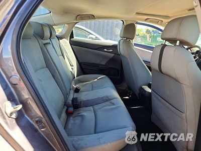 Zdjęcie 10 z 12 samochodu: 2016 HONDA CIVIC EX VIN:2HGFC2F84GH504813 - miniatura