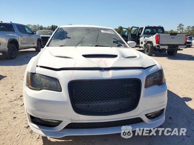 Piąte zdjęcie samochodu w środku: 2021 CHRYSLER 300 S VIN:2C3CCABG8MH629659 - miniatura
