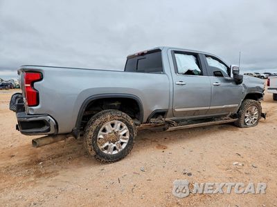 Trzecie zdjęcie samochodu z tyłu: 2024 CHEVROLET SILVERADO K2500 HIGH COUNTRY VIN:2GC4YREY7R1227751 - miniatura