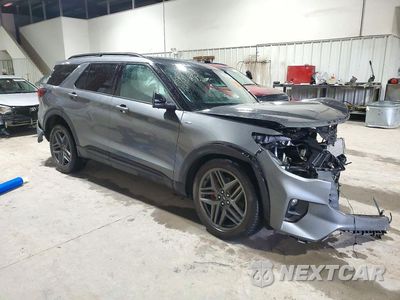 Czwarte zdjęcie samochodu z boku: 2025 FORD EXPLORER ST-LINE VIN:1FMUK8KH4SGA01915 - miniatura