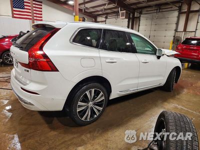 Trzecie zdjęcie samochodu z tyłu: 2023 VOLVO XC60 PLUS VIN:YV4L12RN6P1294672 - miniatura