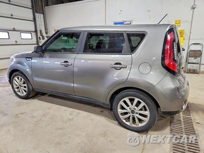 Drugie zdjęcie samochodu z przodu: 2017 KIA SOUL + VIN:KNDJP3A52H7410135 - miniatura