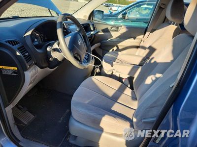 Zdjęcie 7 z 12 samochodu: 2008 HYUNDAI ENTOURAGE GLS VIN:KNDMC233986045988 - miniatura
