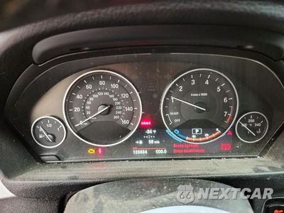 Zdjęcie 9 z 12 samochodu: 2013 BMW 328 I VIN:WBA3A5C58DF359840 - miniatura